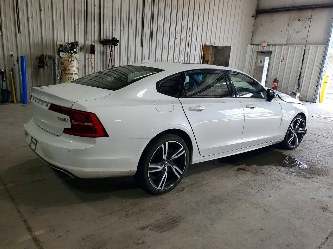 2020 Volvo S90 T6 Ocean Race - Image 3