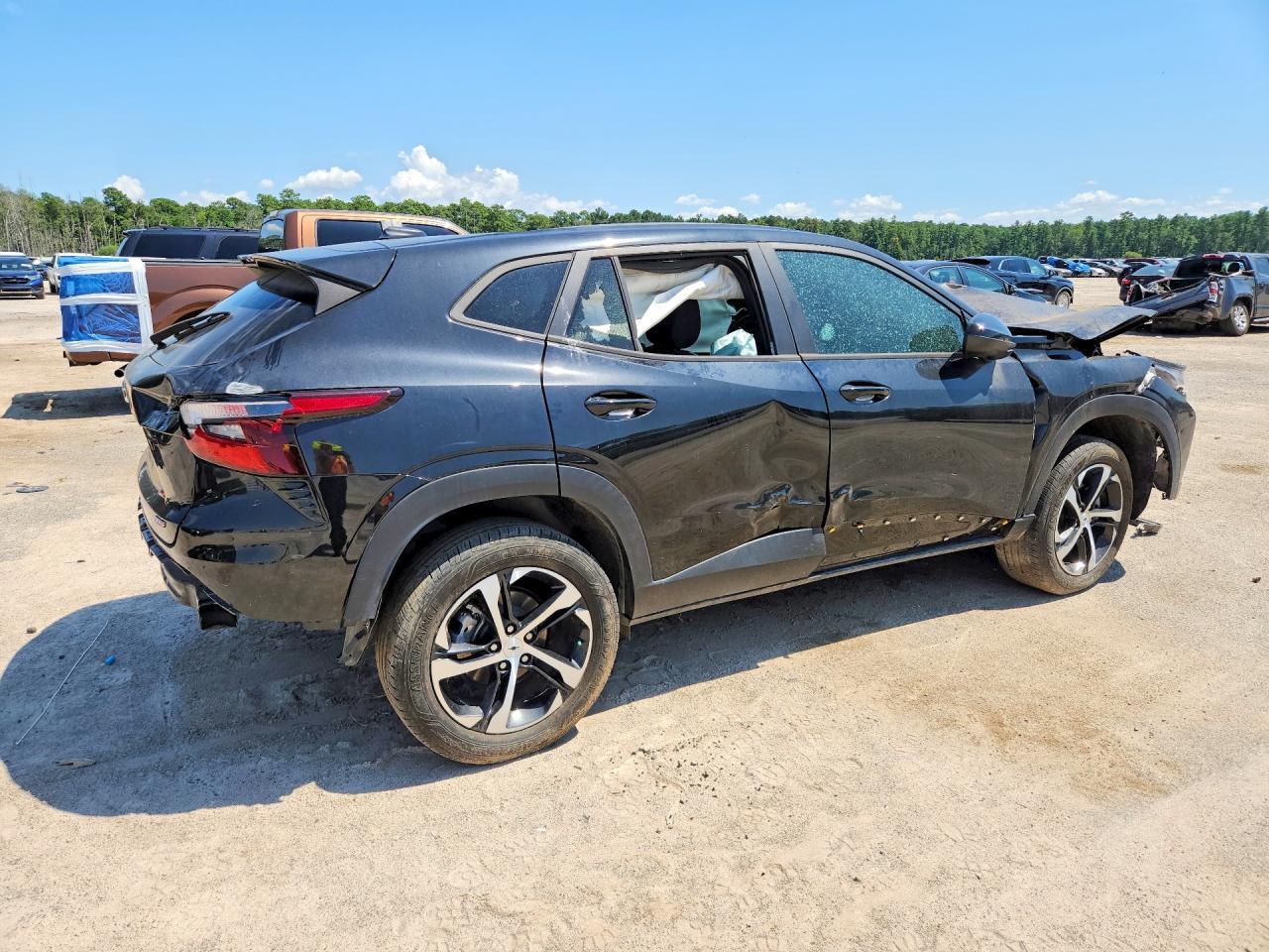 2024 Chevrolet Trax 1Rs - Image 3