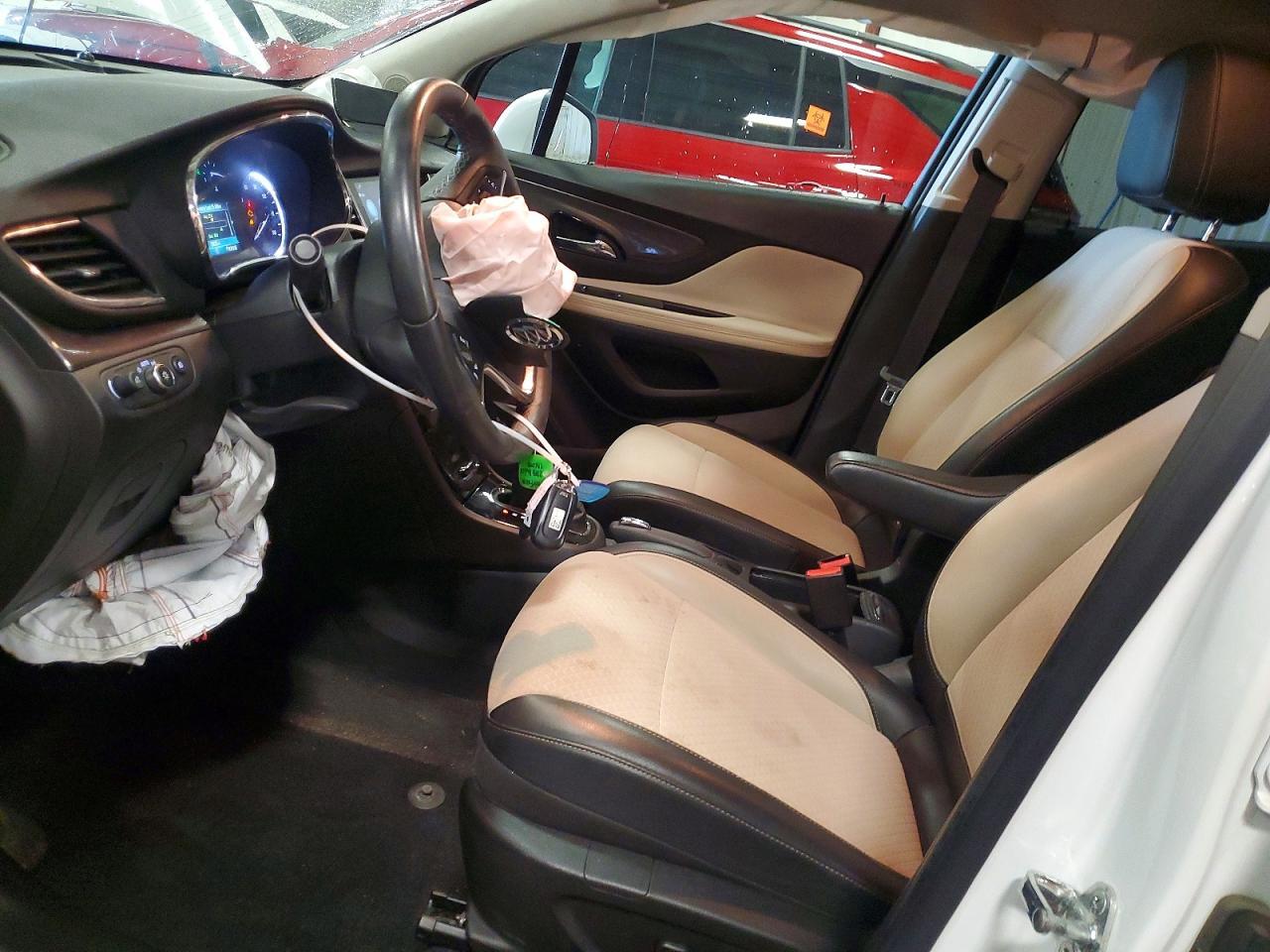 2018 Buick Encore Sport Touring - Image 7