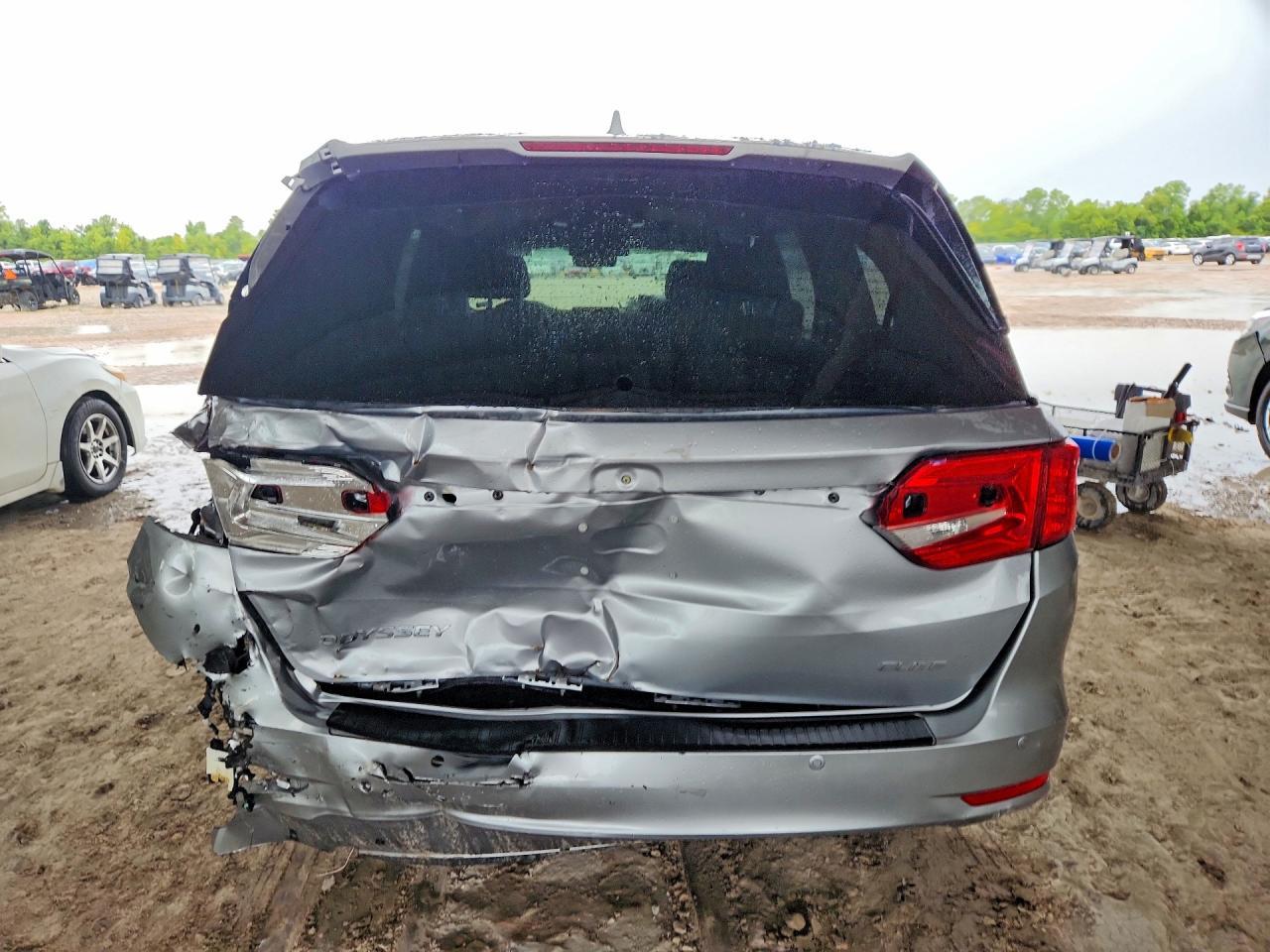 2024 Honda Odyssey Elite - Image 6