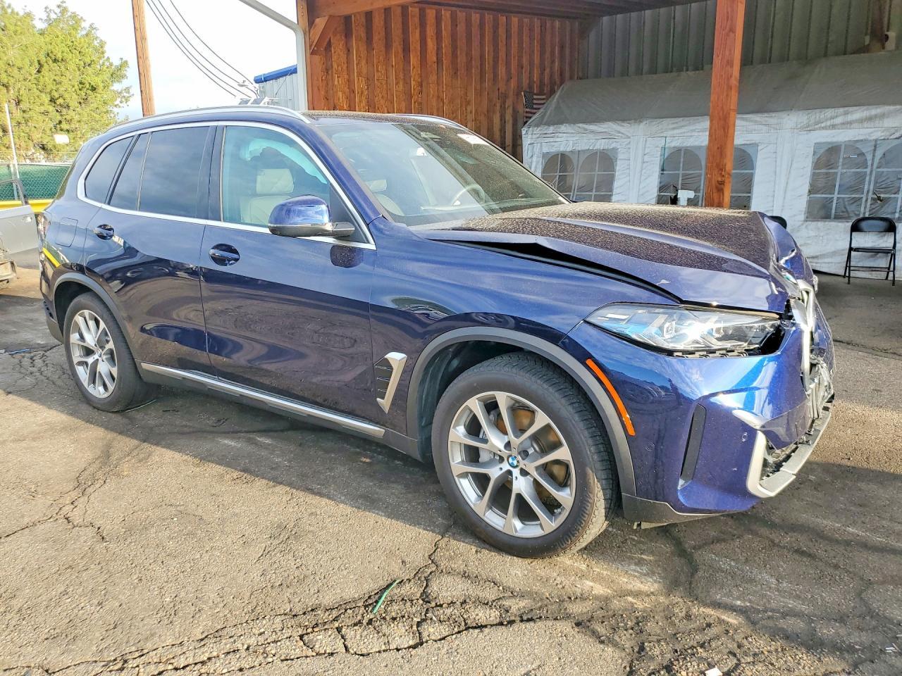 2026 BMW X5 xDrive40I - Image 4