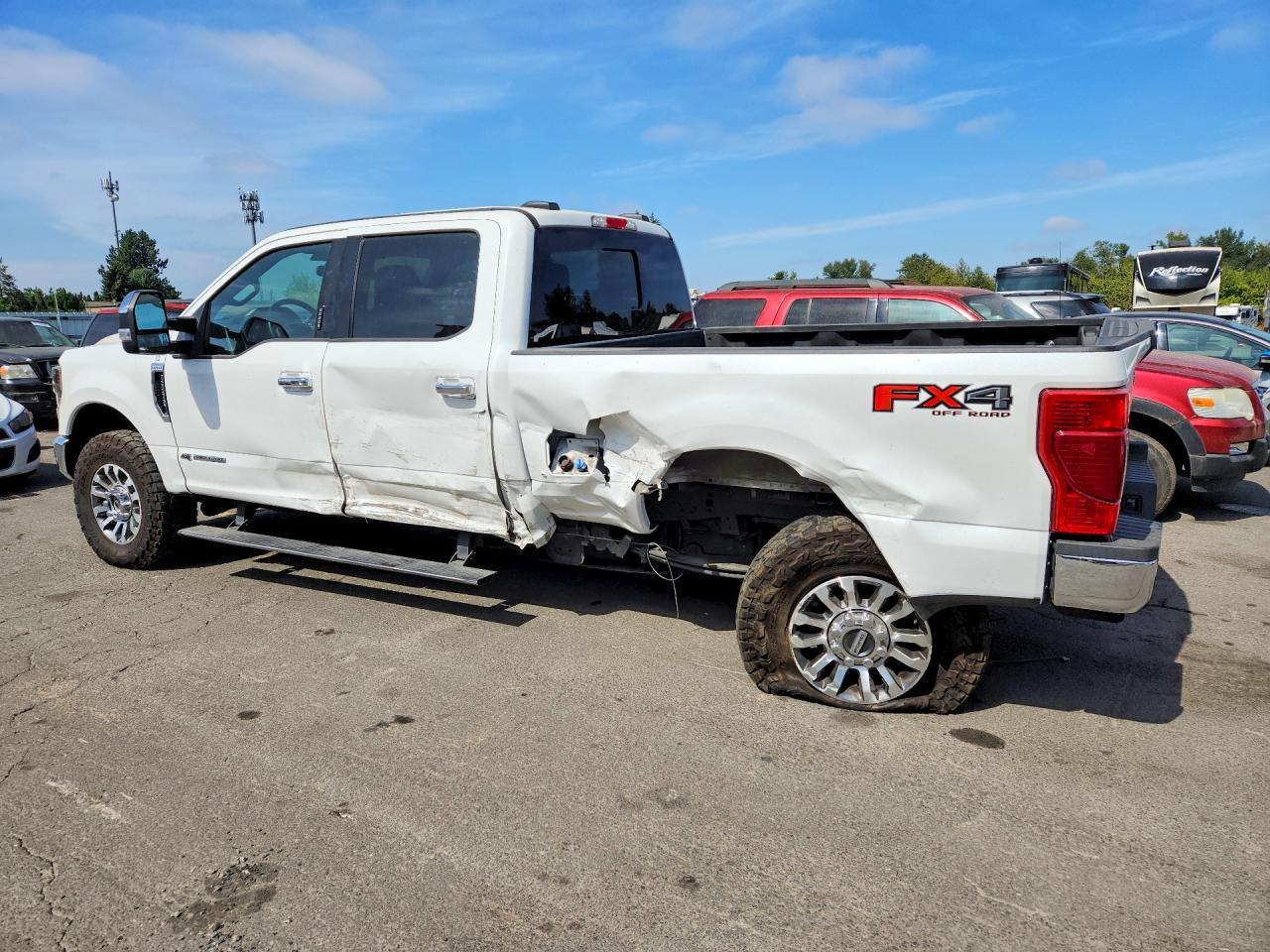 2022 Ford F250 Super Duty - Фото 2