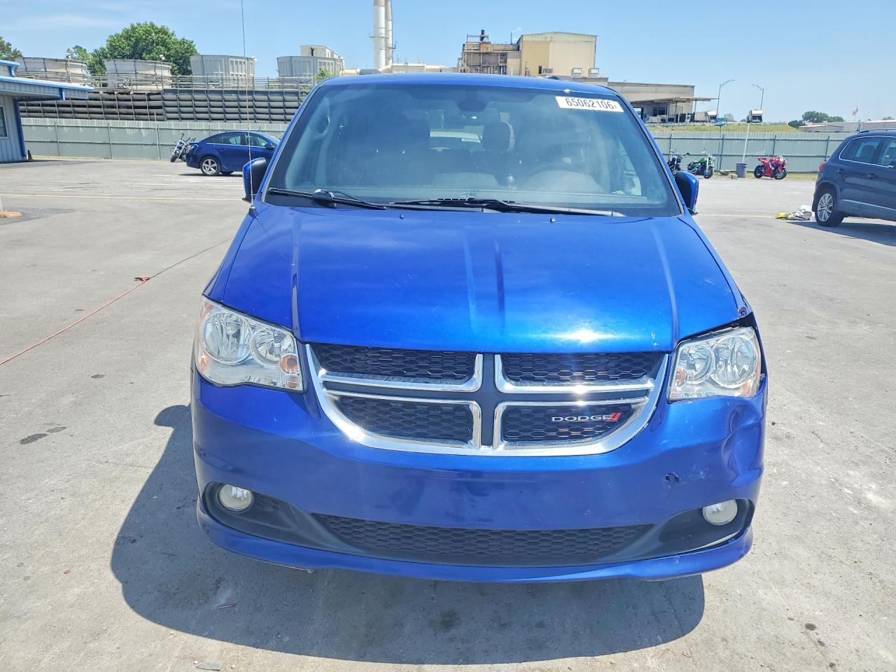 2019 Dodge Grand Caravan Sxt - Фото 5