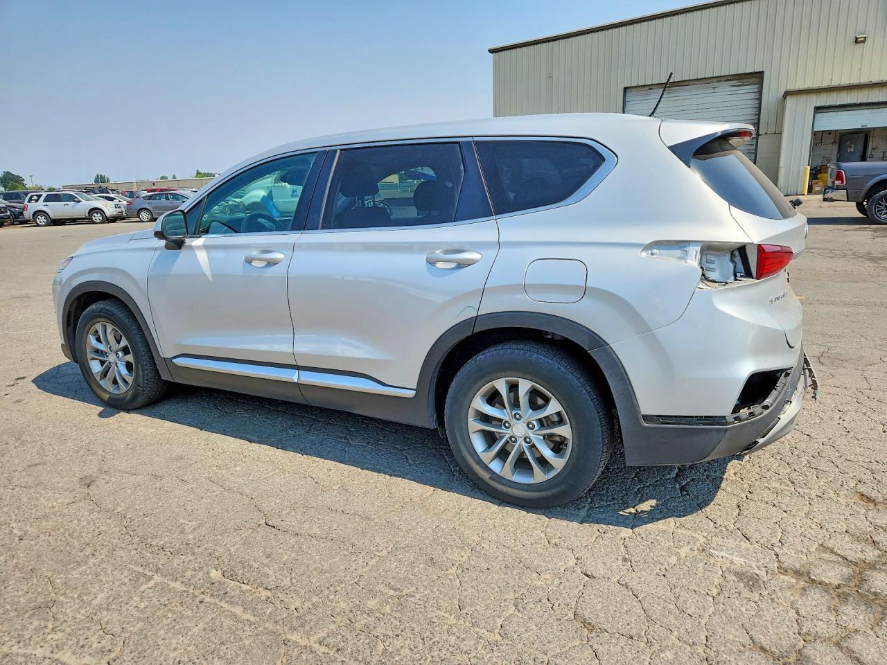 2020 Hyundai Santa Fe Se - Фото 2