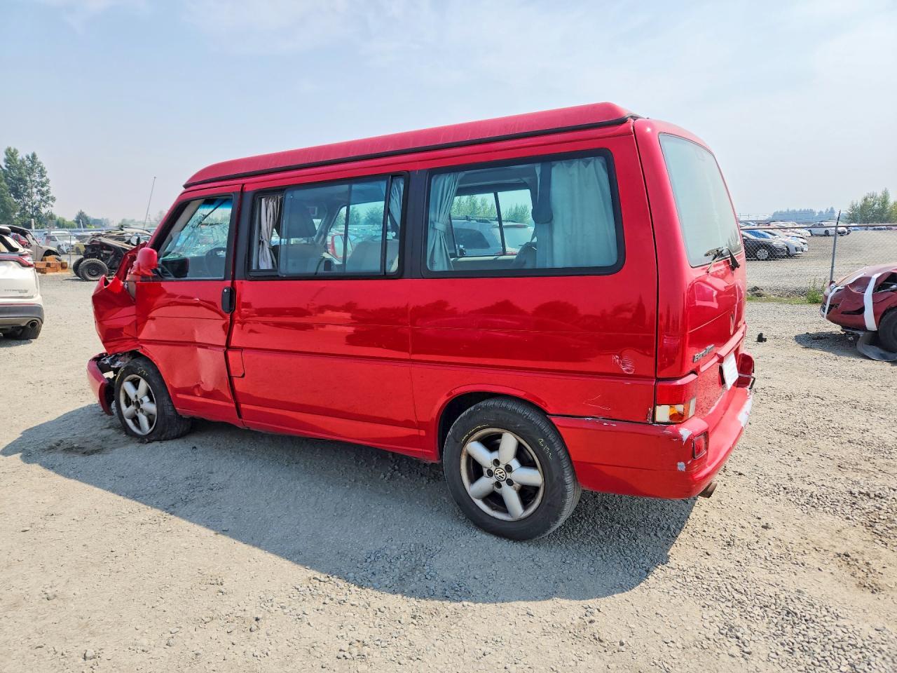 2002 Volkswagen Eurovan Mv - Image 2