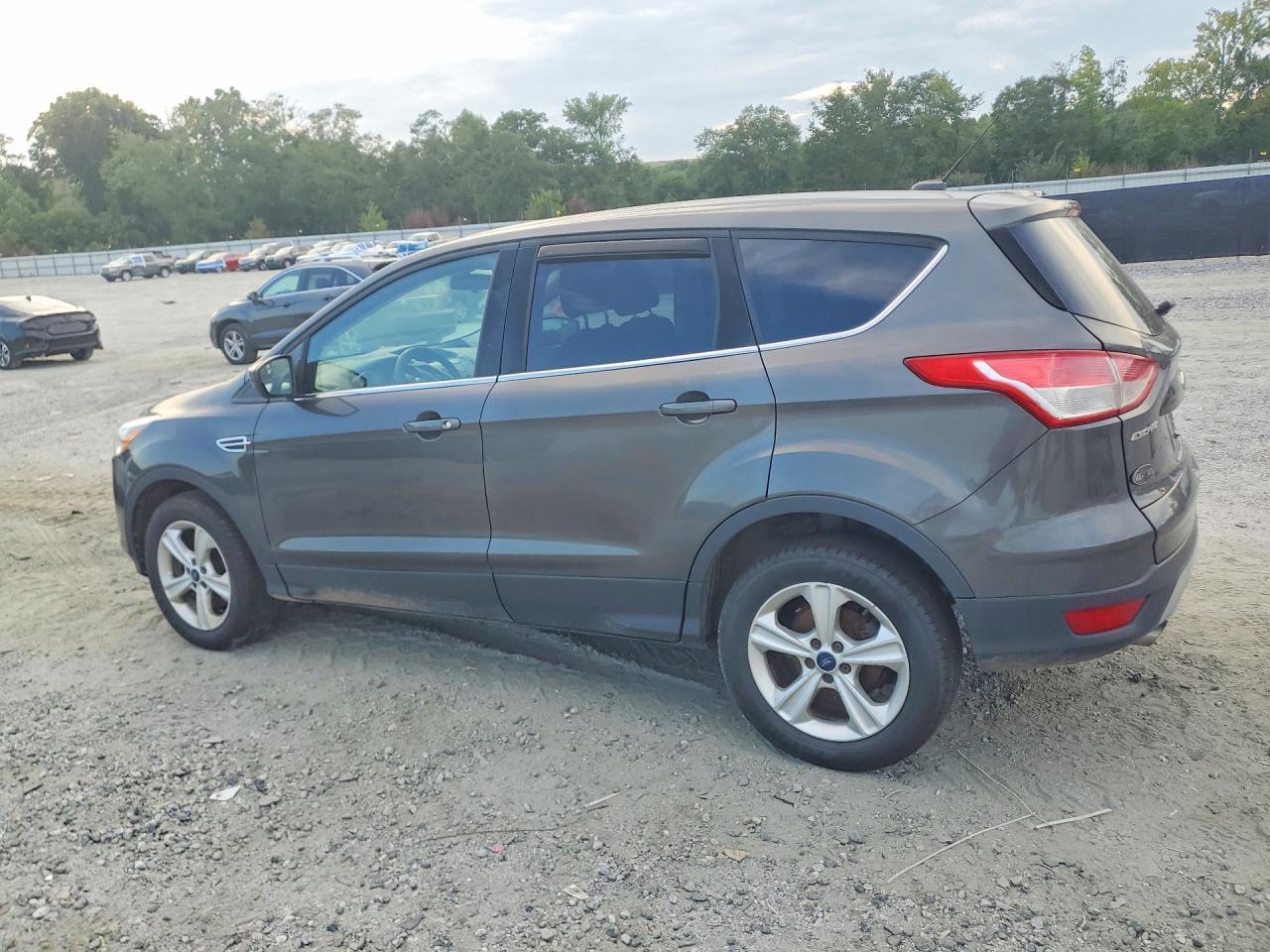 2015 Ford Escape Se - Фото 2