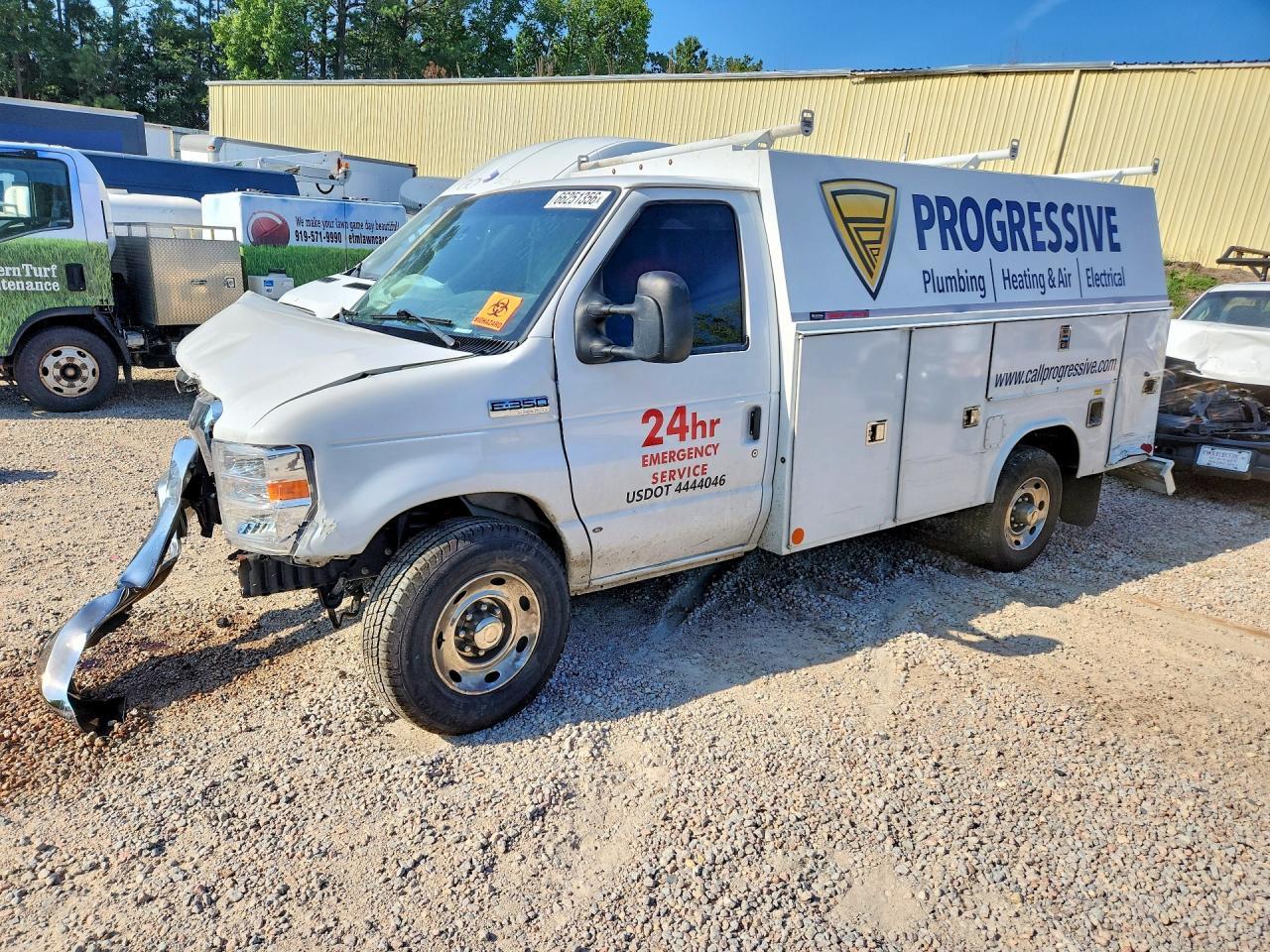 2023 Ford Econoline E350 Super Duty Cutaway Van