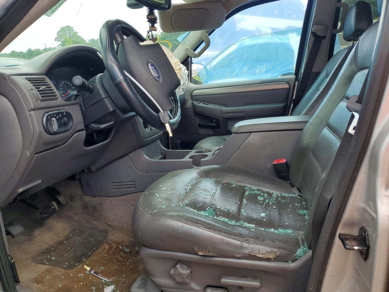 2003 Ford Explorer Xlt - Image 7