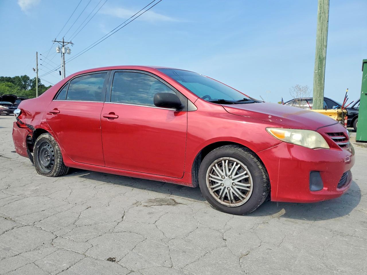 2013 Toyota Corolla Le - Image 4