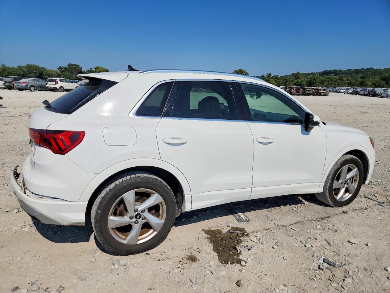 2021 Audi Q3 Premium 40 - Image 3