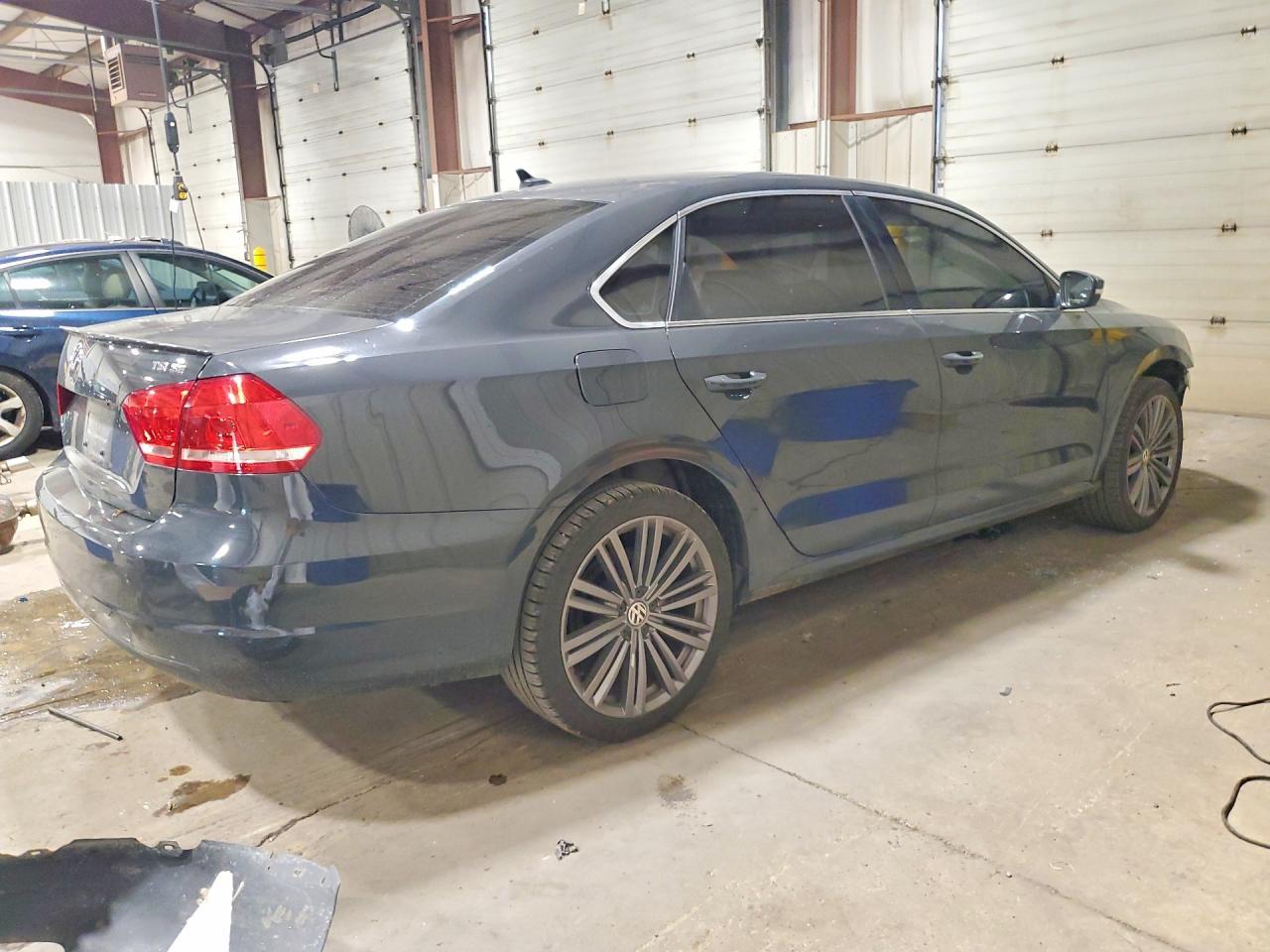 2015 Volkswagen Passat Se - Image 3