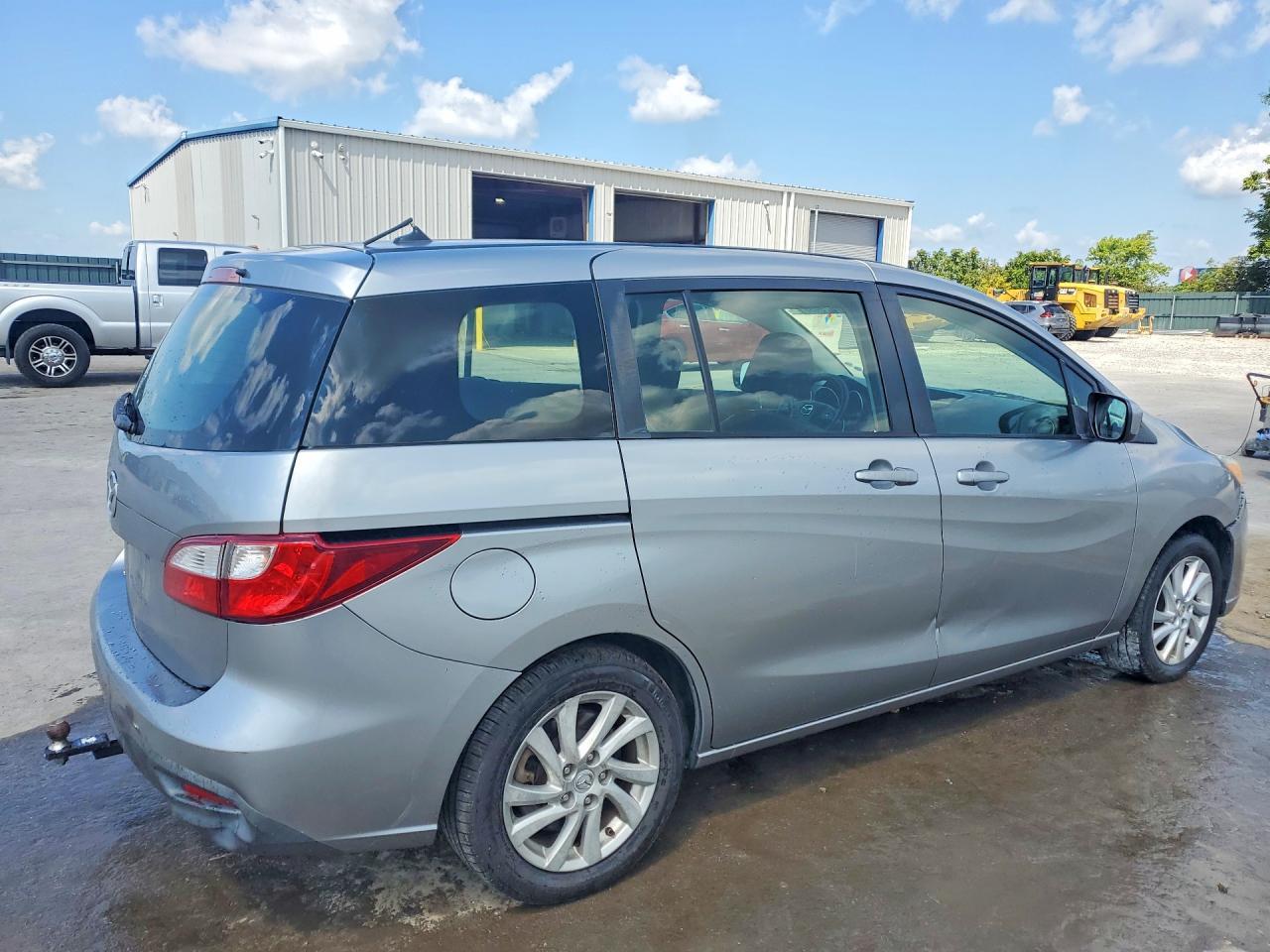 2012 Mazda 5 - Фото 3