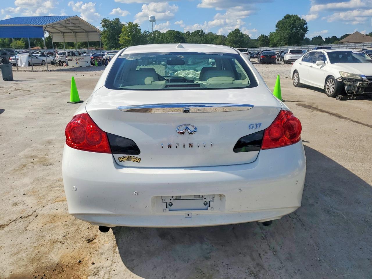 2010 Infiniti G37 Sedan Base - Image 6