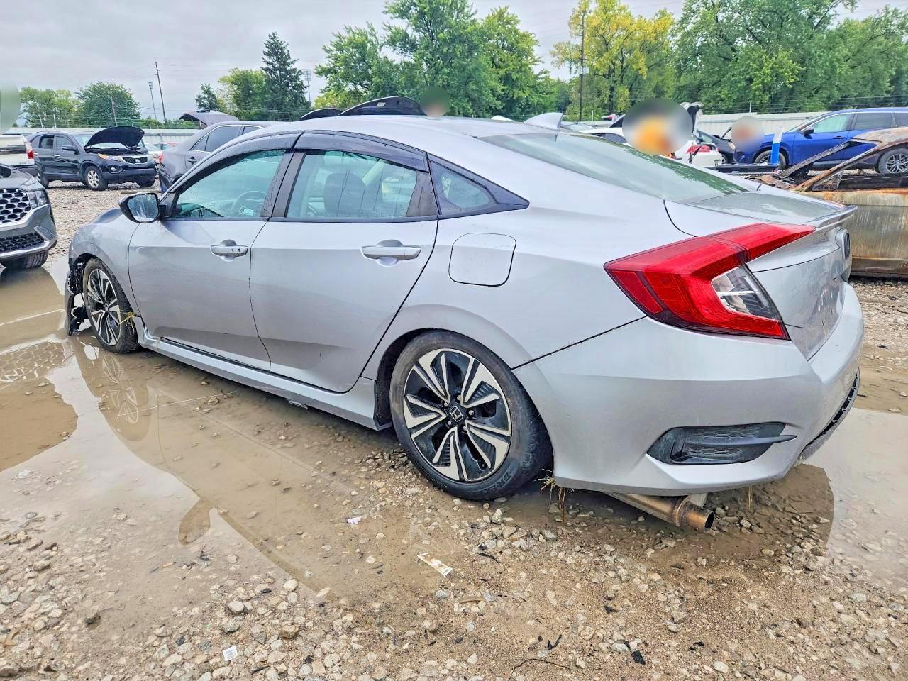 2018 Honda Civic Ex - Фото 2