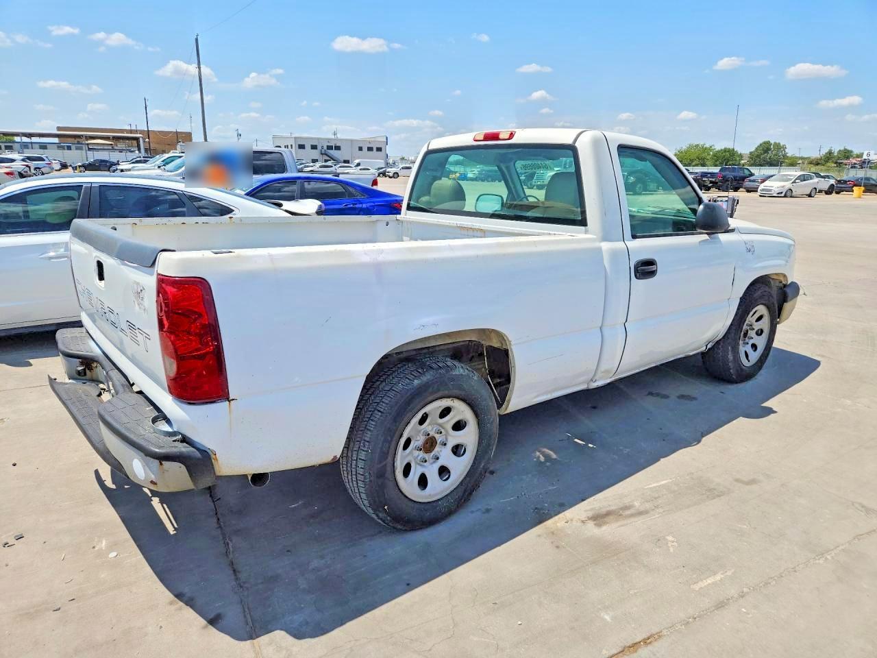 2006 Chevrolet Silverado C1500 - Image 3