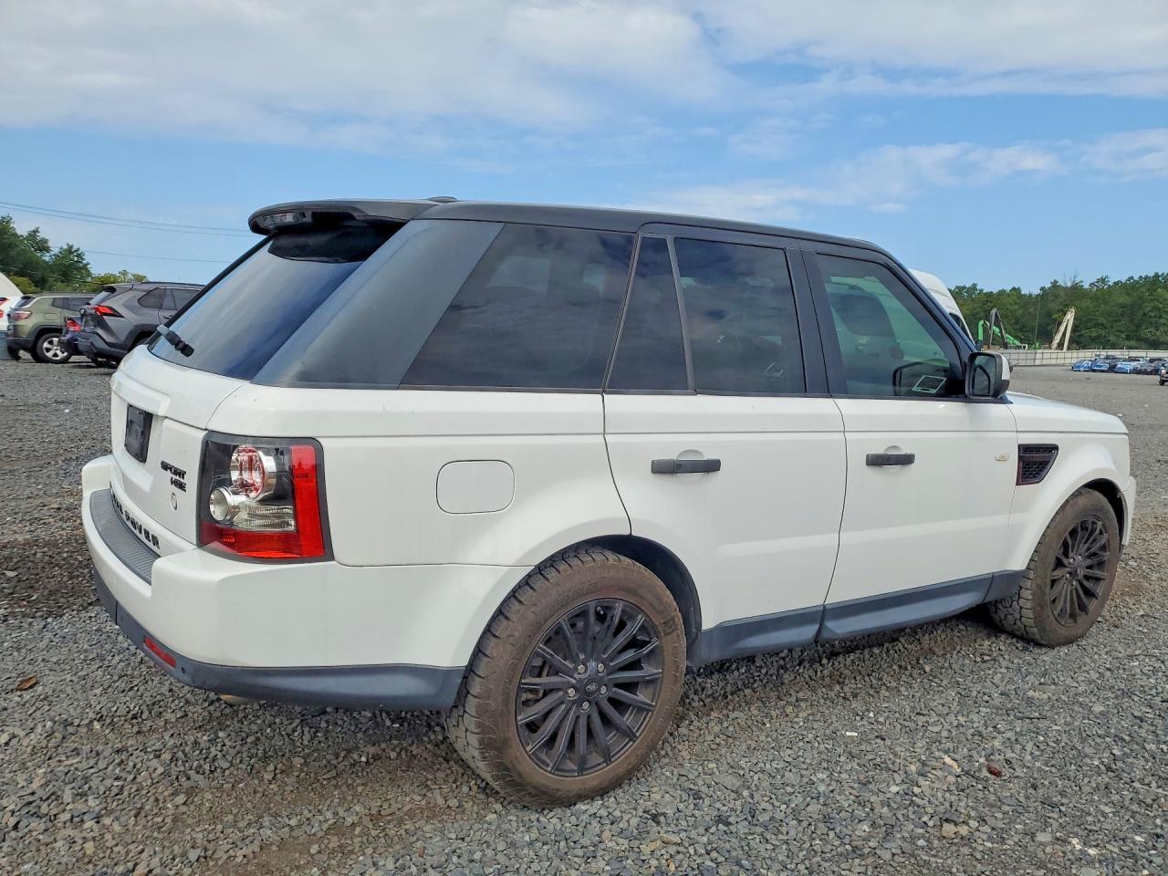 2011 Land Rover Range Rover Sport Hse - Image 3