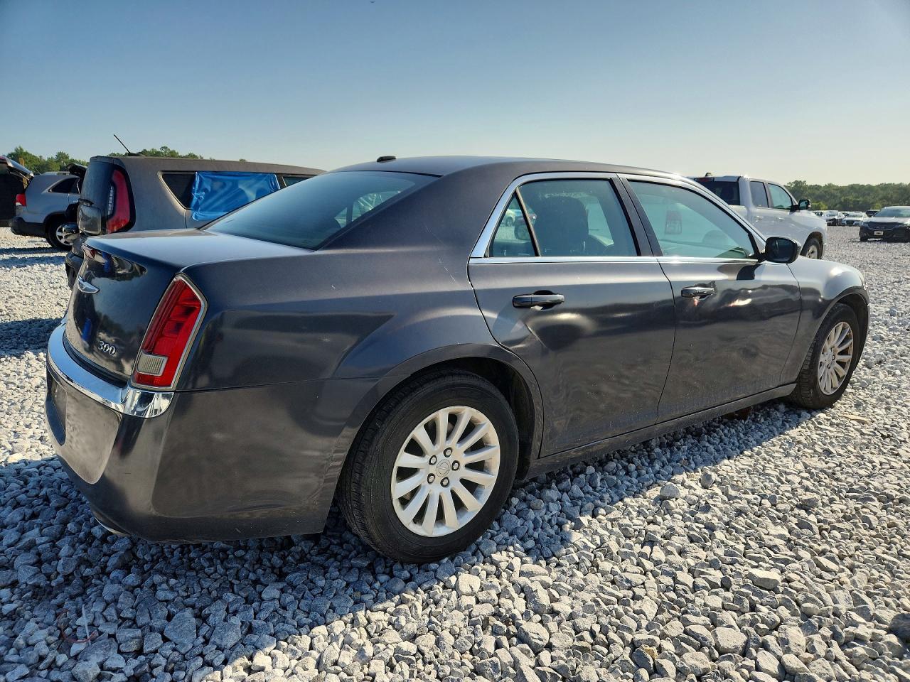 2014 Chrysler 300 - Фото 3