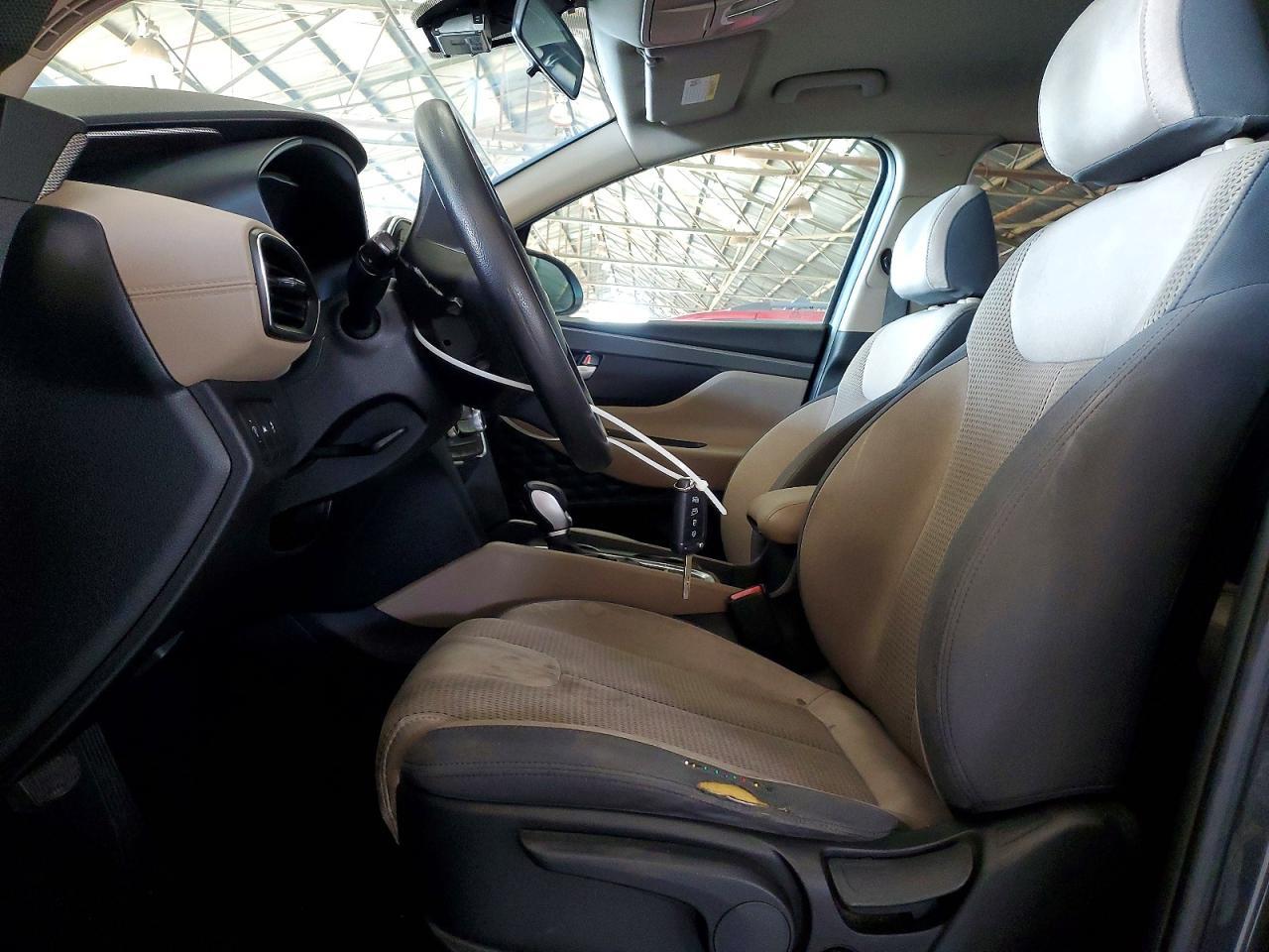 2020 Hyundai Santa Fe Se - Image 7