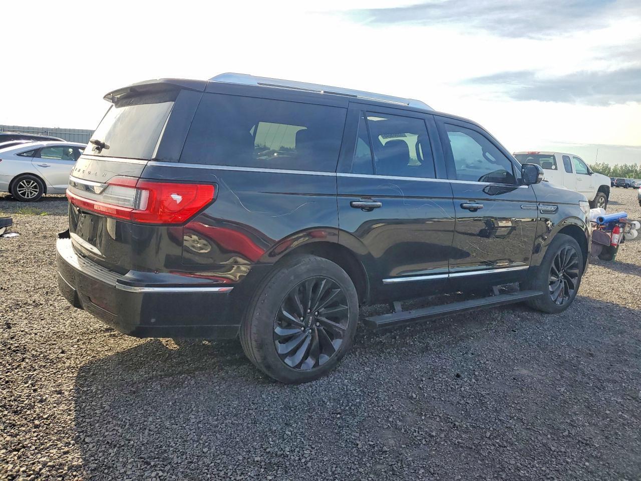 2020 Lincoln Navigator Reserve - Фото 3