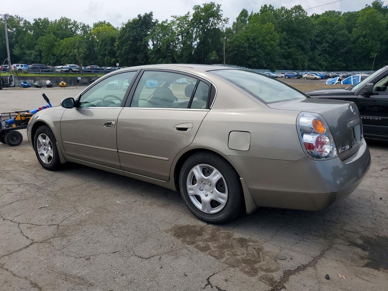 2003 Nissan Altima 2.5 - Фото 2