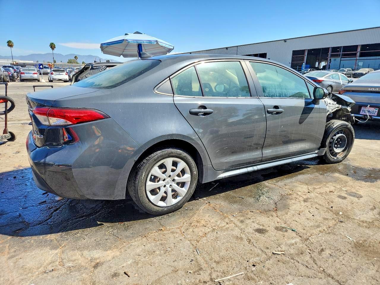 2024 Toyota Corolla Hybrid Le - Image 3
