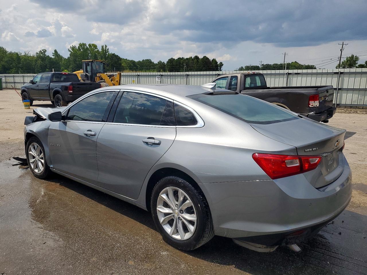 2024 Chevrolet Malibu Lt - Фото 2