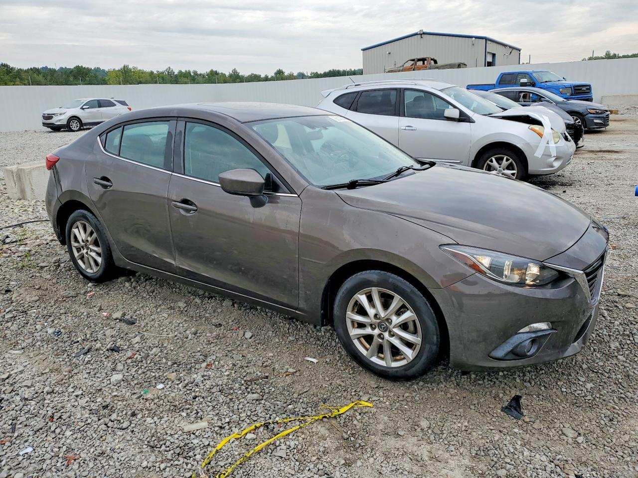 2016 Mazda 3 Touring - Фото 4