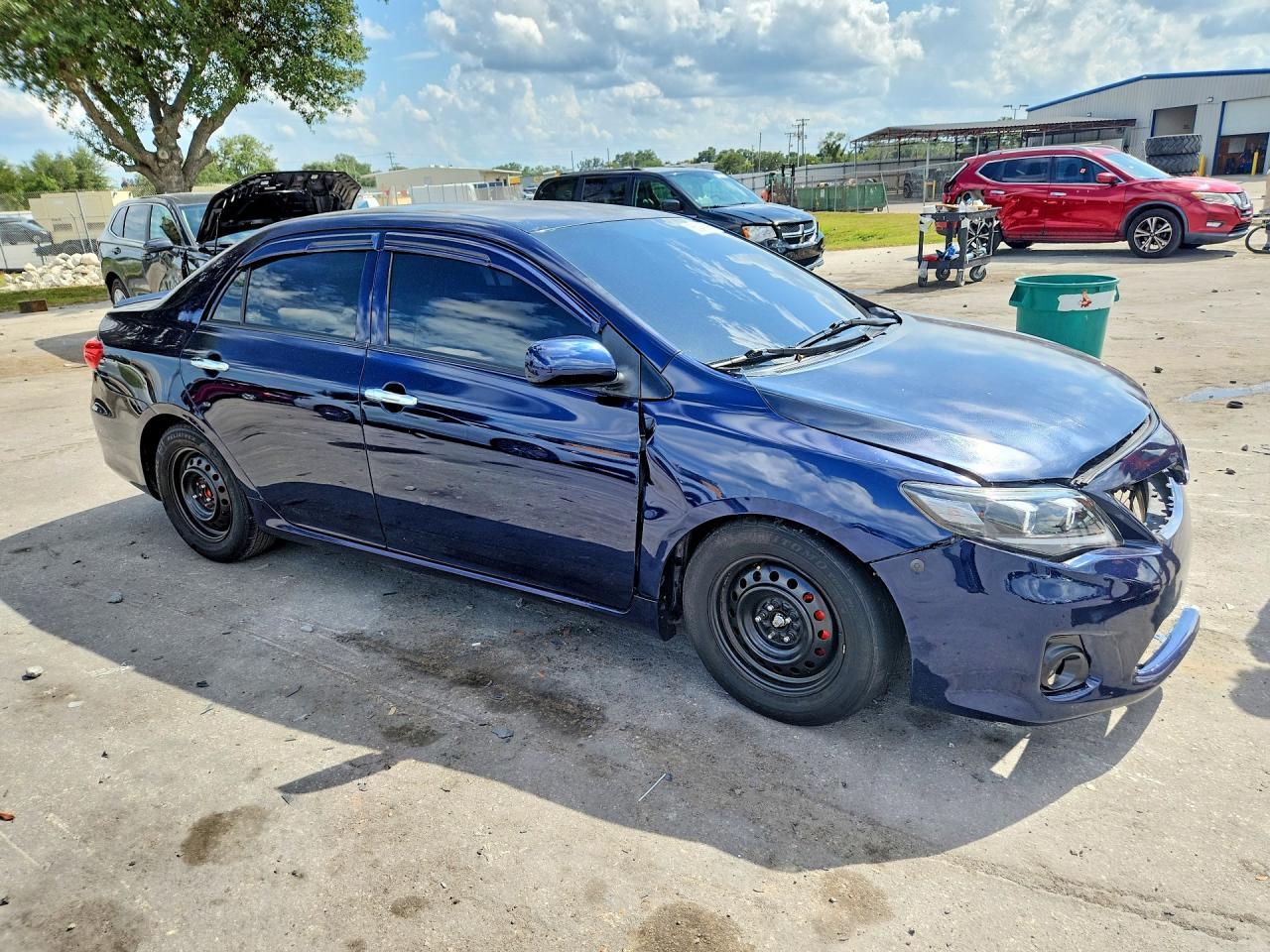 2013 Toyota Corolla L - Фото 4