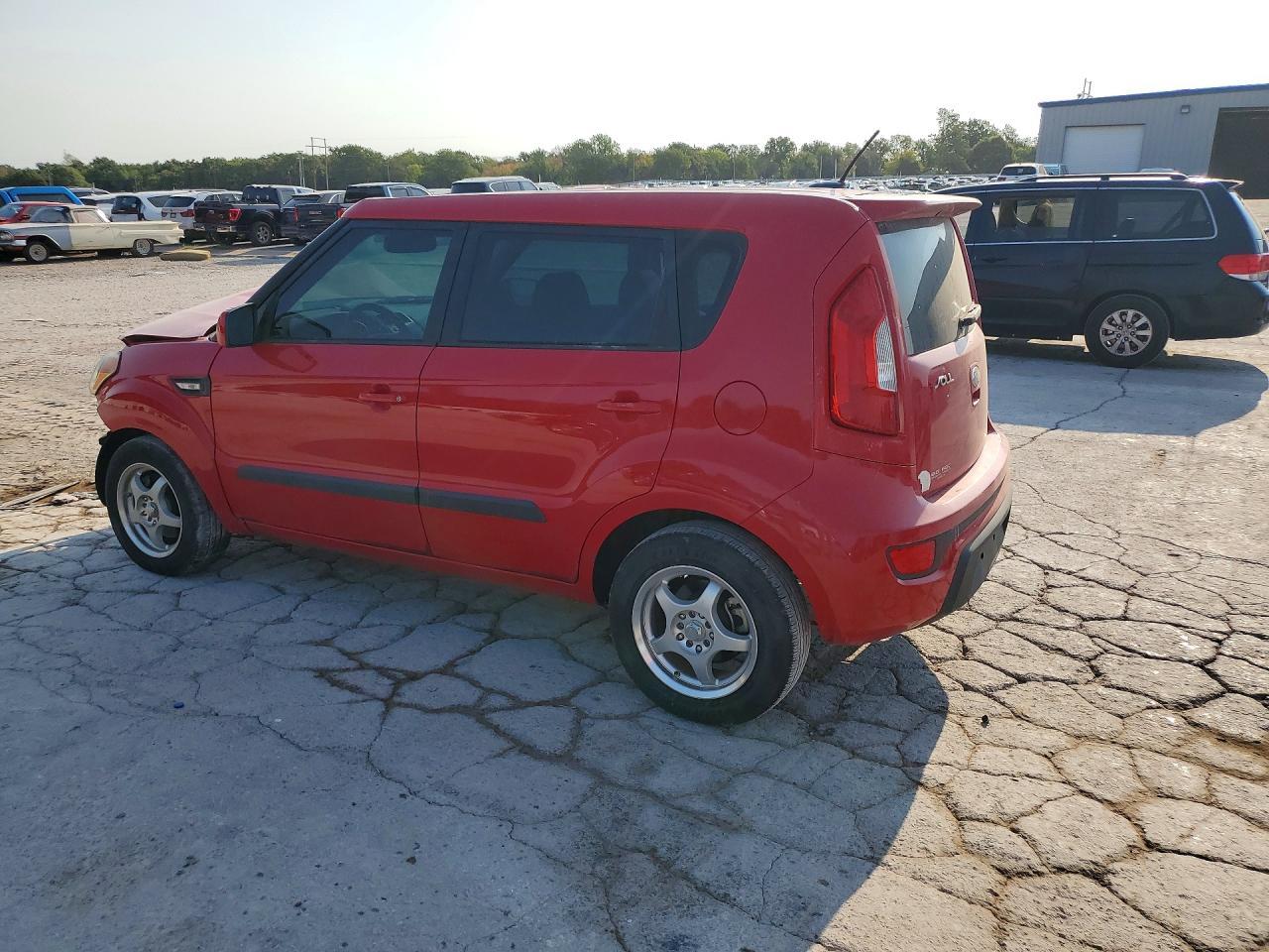 2013 Kia Soul Base - Image 2