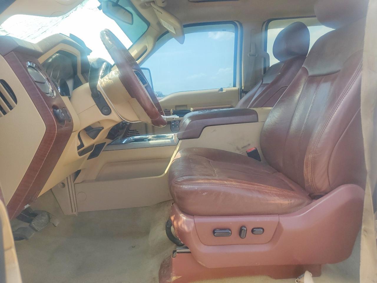 2014 Ford F250 Super Duty - Image 7