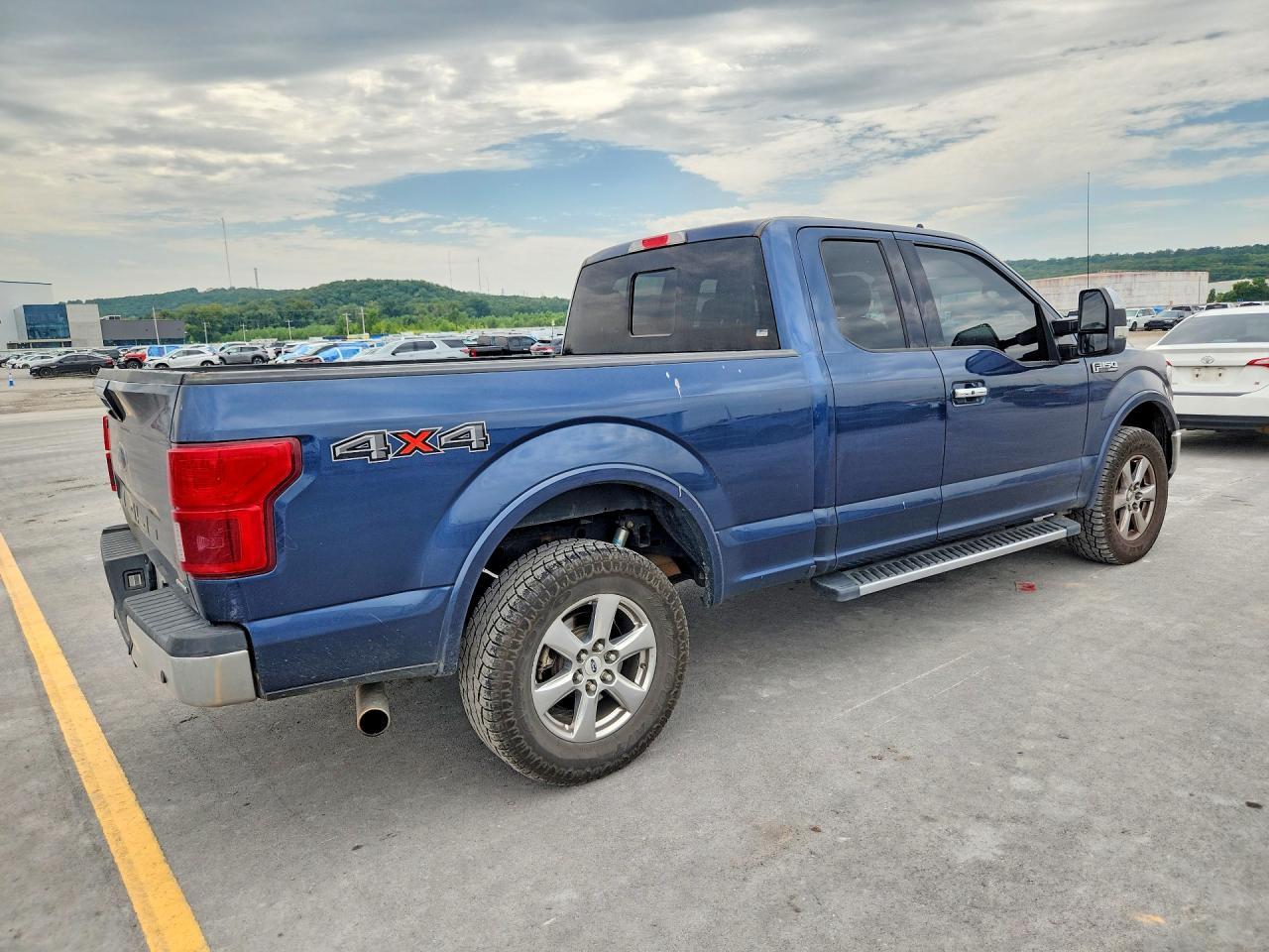 2018 Ford F150 Super Cab - Фото 3