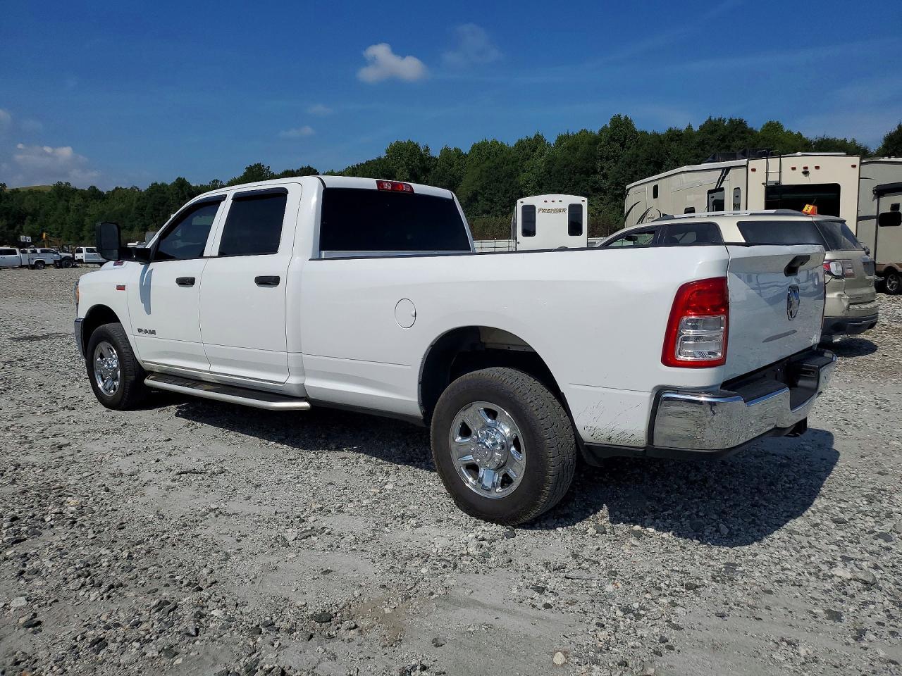 2019 Ram 2500 Tradesman - Фото 2