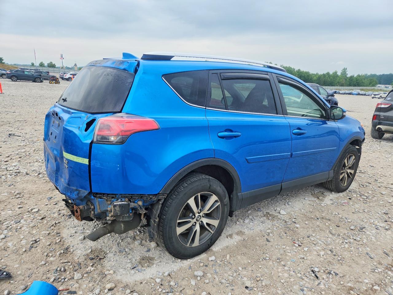 2016 Toyota Rav4 Xle - Фото 3