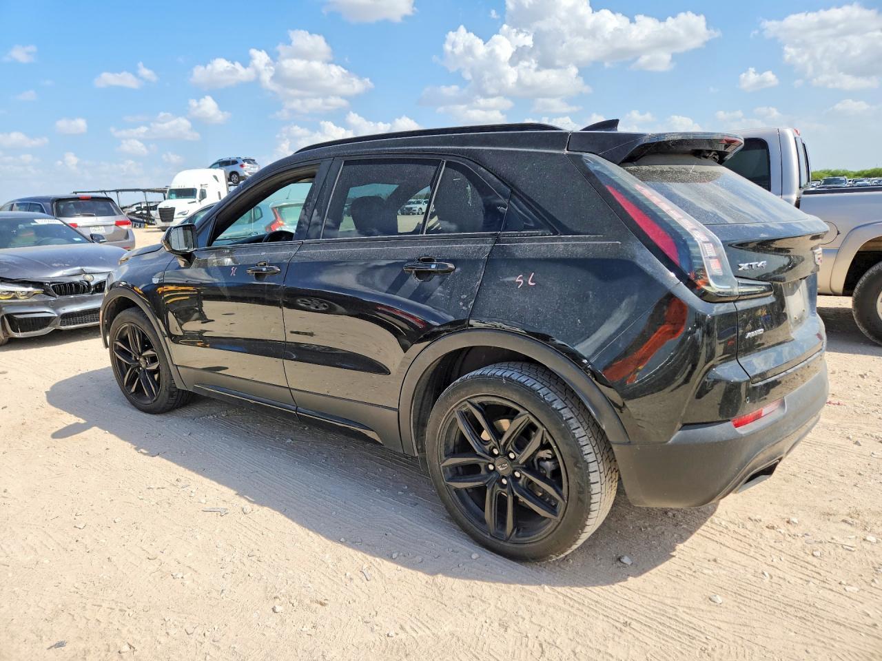 2019 Cadillac Xt4 Sport - Фото 2