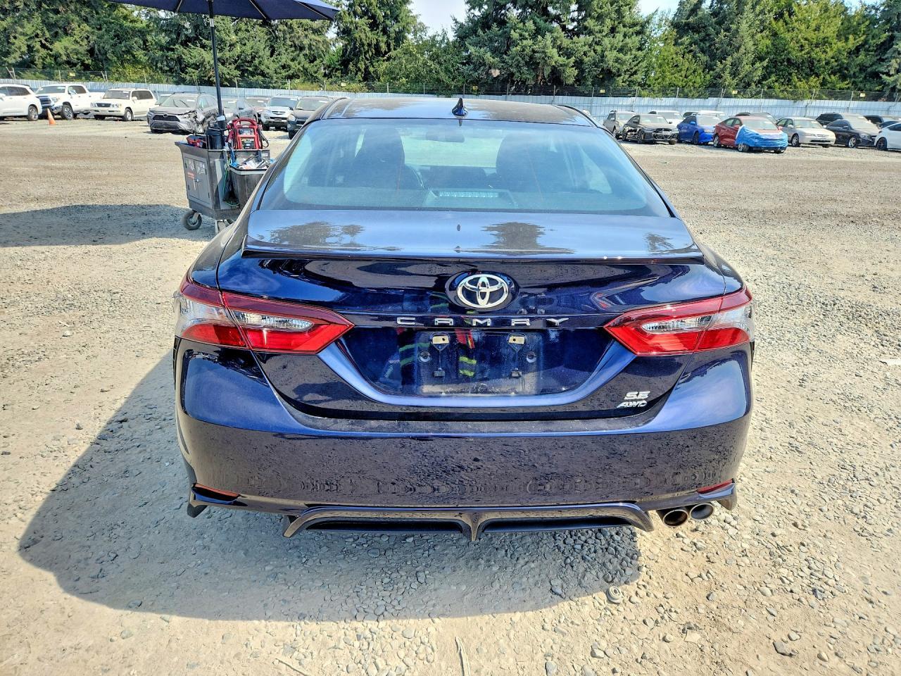 2022 Toyota Camry Se - Фото 6
