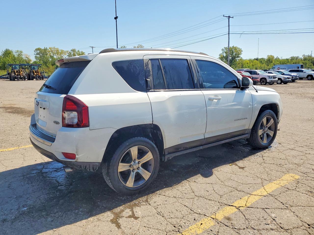 2017 Jeep Compass Latitude - Фото 3