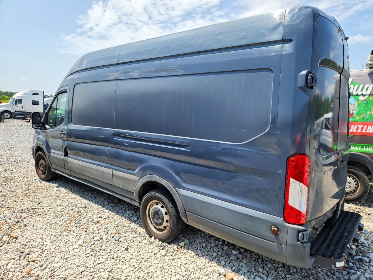 2020 Ford Transit 250 Delivery Van - Фото 2