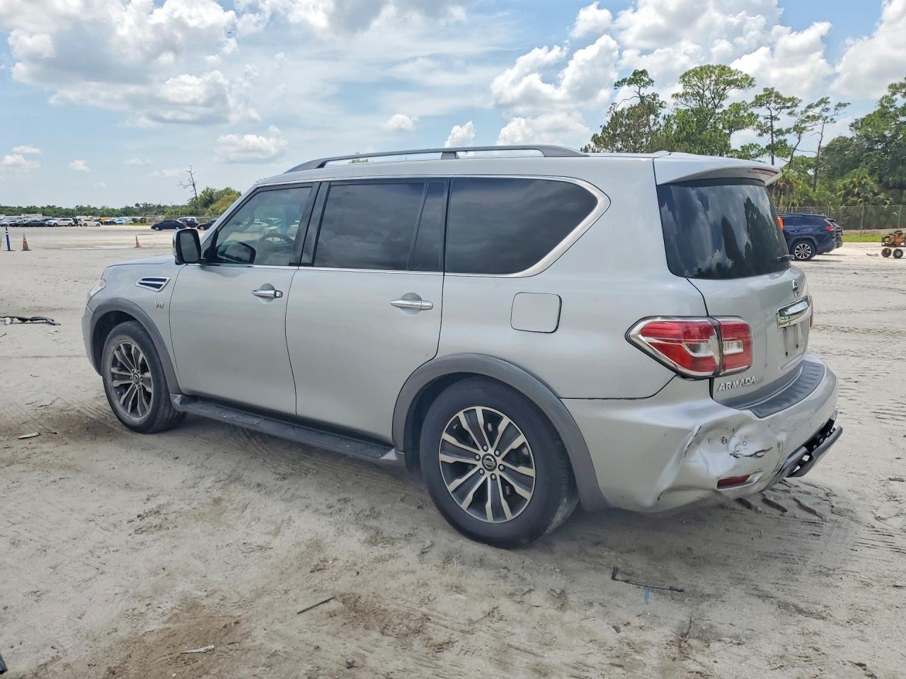 2020 Nissan Armada Sl - Image 2