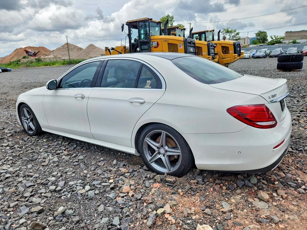 2019 Mercedes-Benz E 300 4Matic - Image 2