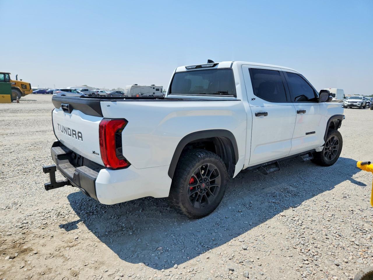 2023 Toyota Tundra Sr5 - Image 3