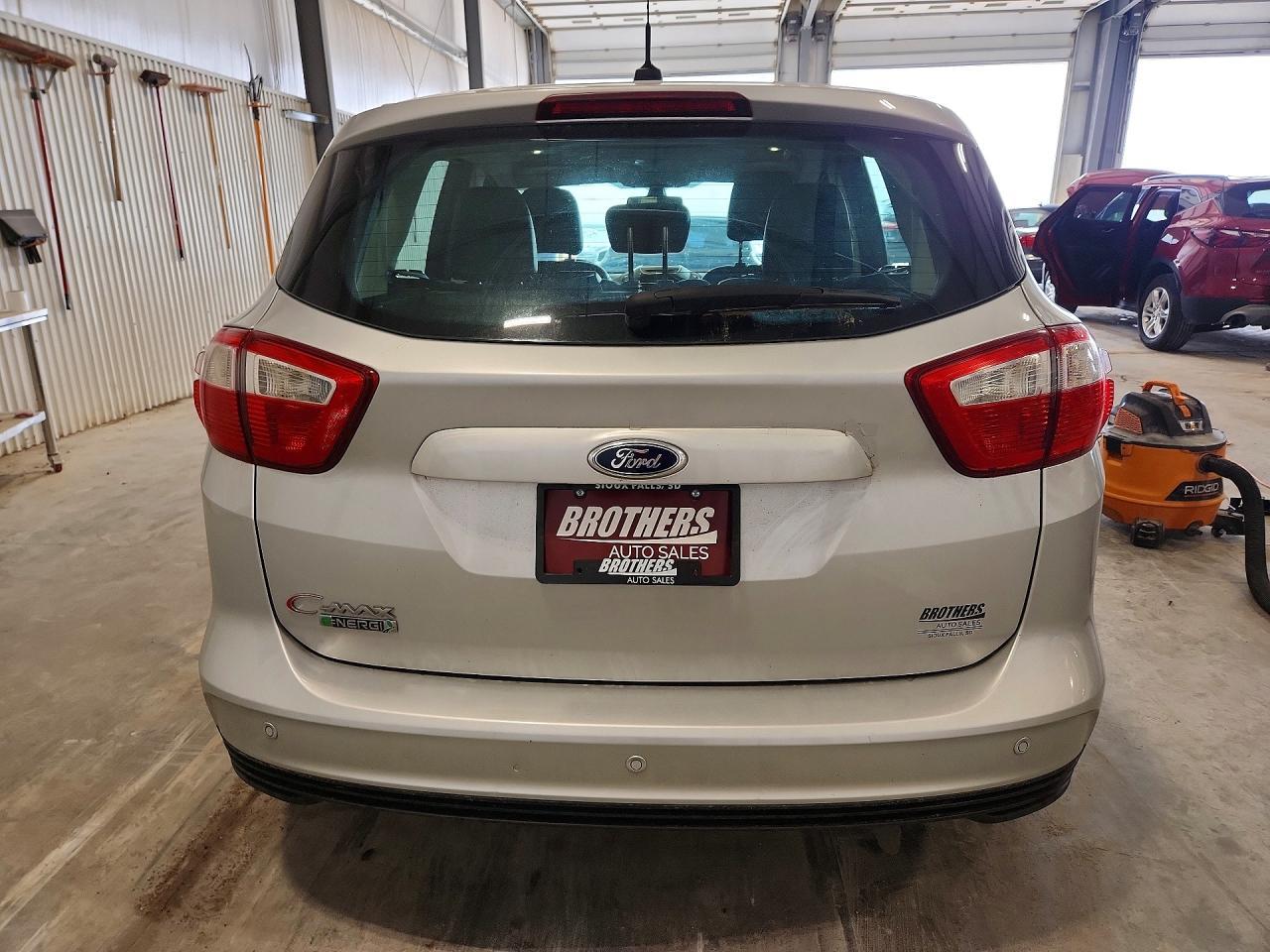 2013 Ford C-Max Premium - Image 6
