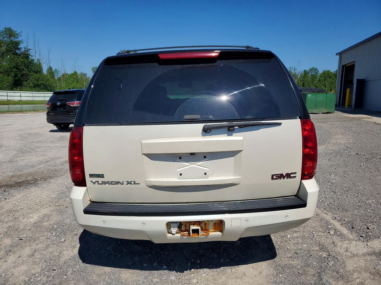 2011 GMC Yukon Xl K1500 Slt - Image 6