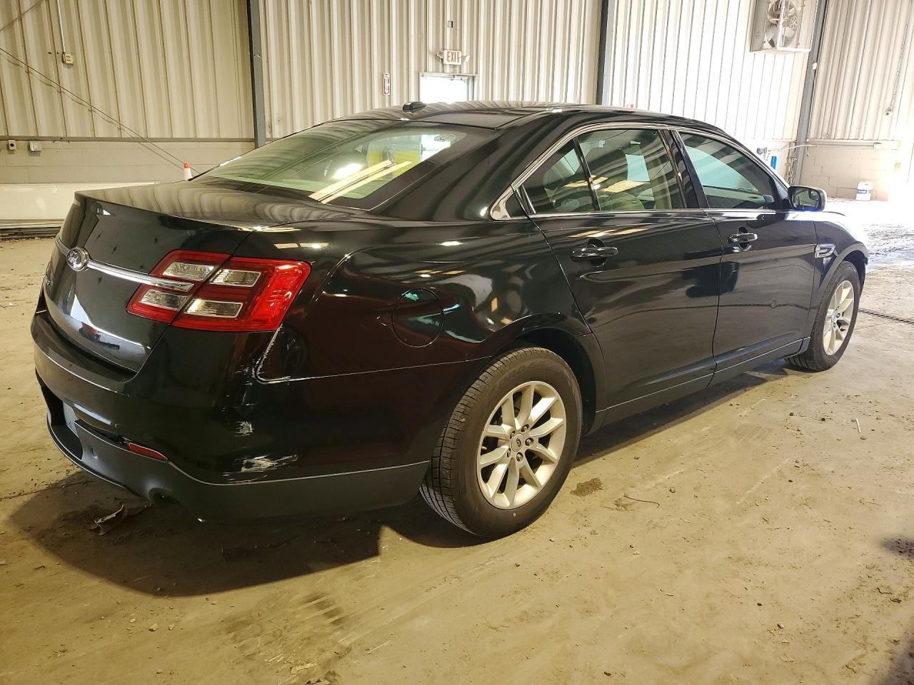 2014 Ford Taurus Se - Image 3