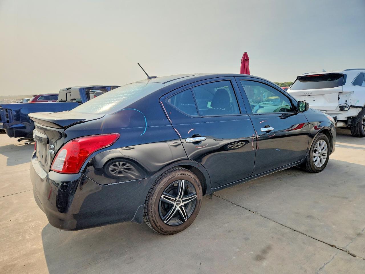 2017 Nissan Versa 1.6 S - Image 3