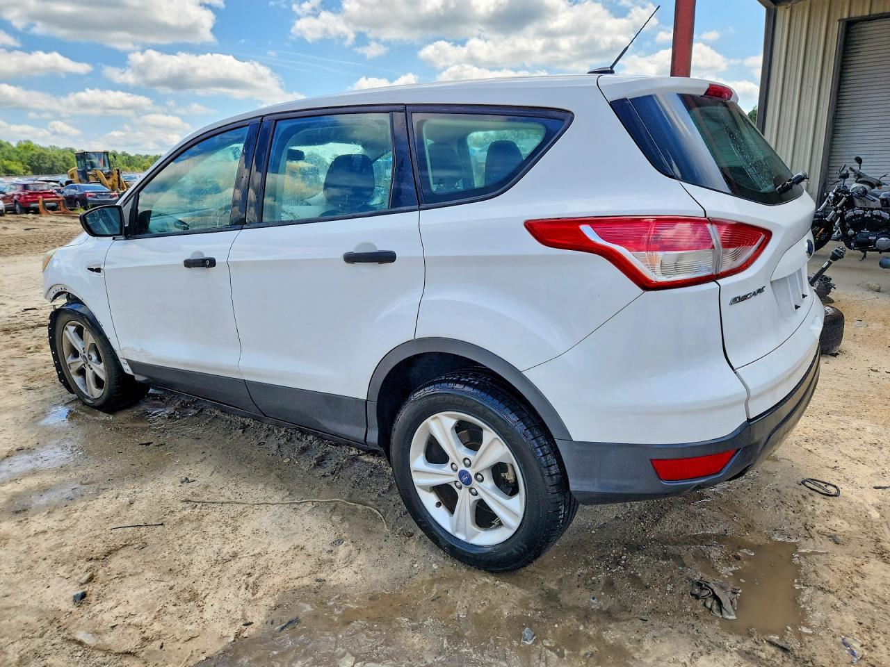 2016 Ford Escape S - Фото 2