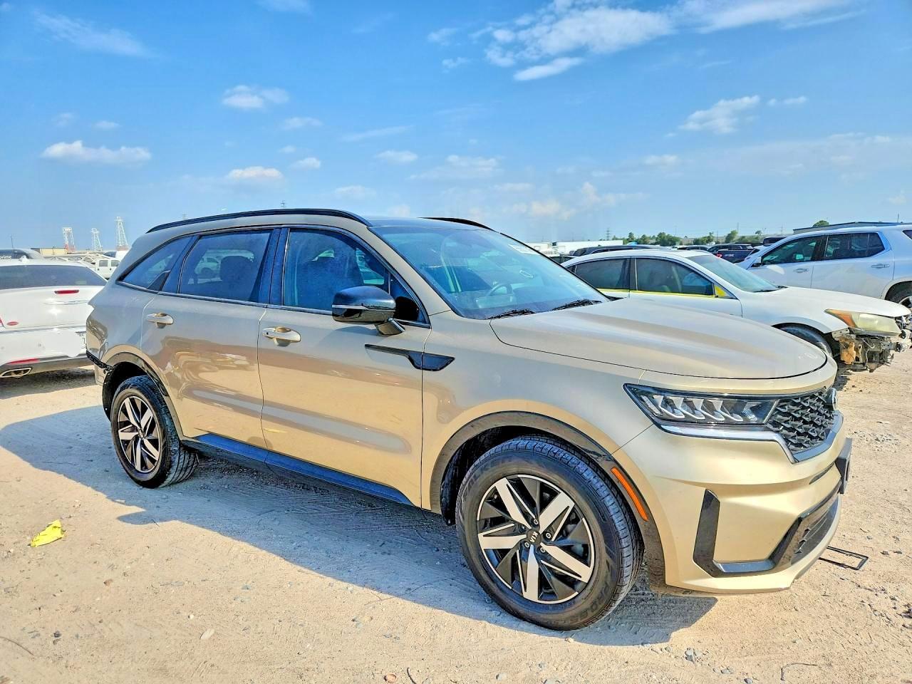 2021 Kia Sorento S - Фото 4