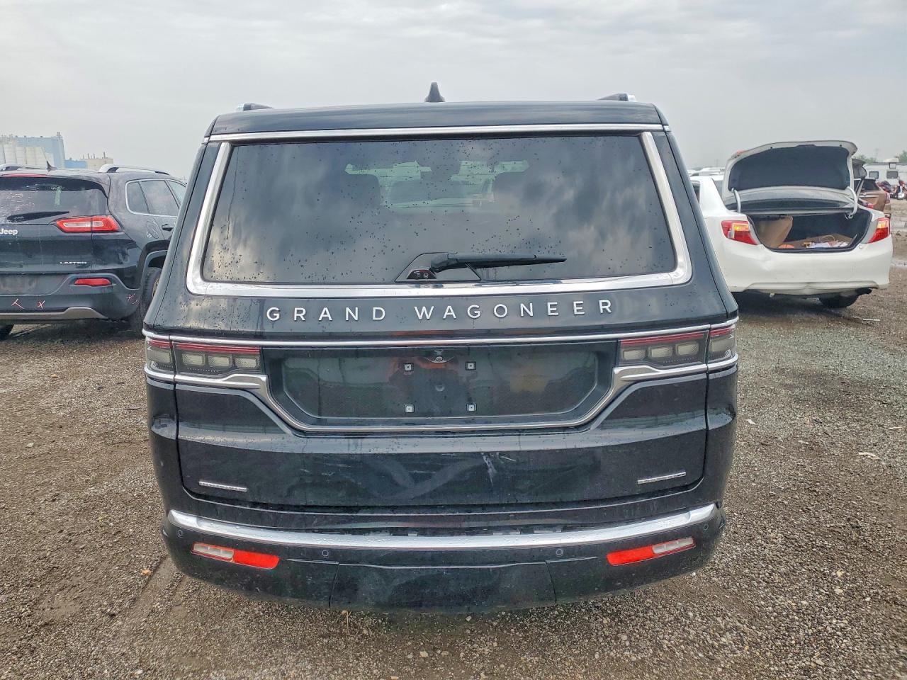 2023 Jeep Grand Wagoneer Series Ii - Image 6