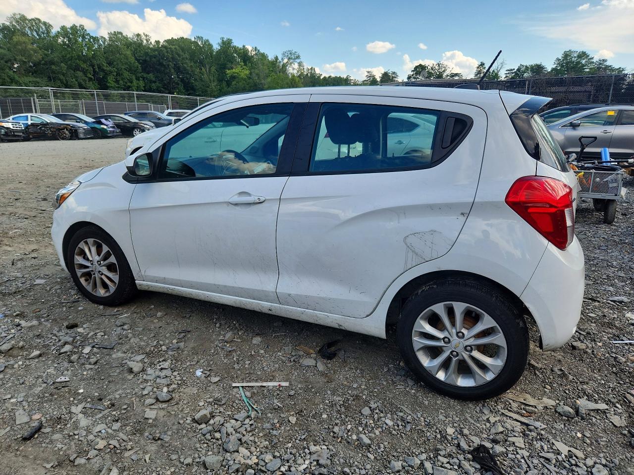 2020 Chevrolet Spark 1Lt - Фото 2