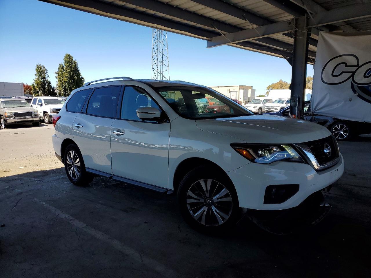 2020 Nissan Pathfinder Sl - Фото 4