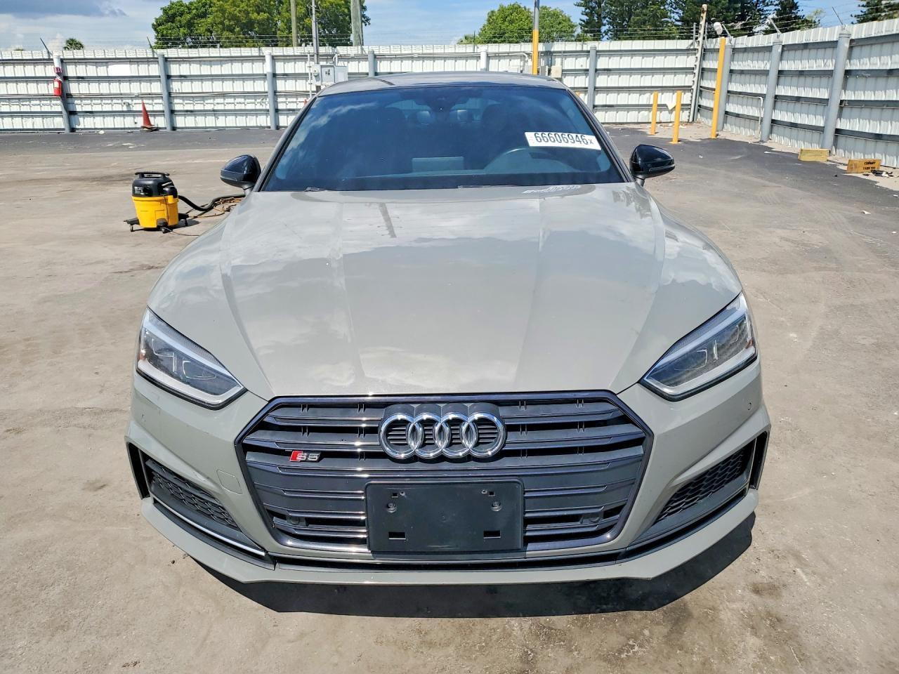 2019 Audi S5 Premium Plus - Image 5